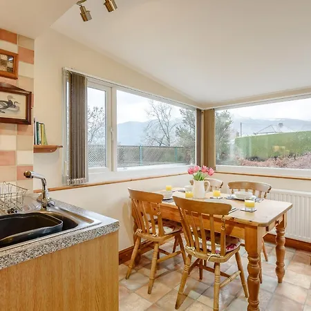3 Bed In 93949