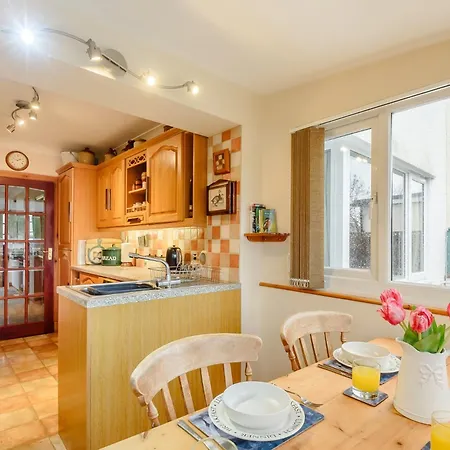 3 Bed In 93949 * Portinscale